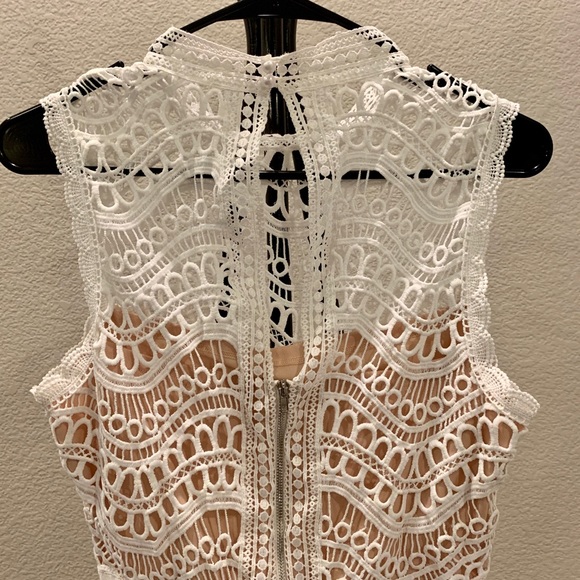 Vici Crochet Lace Midi Dress - Picture 7 of 8